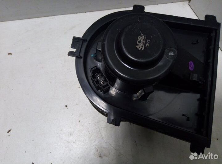 Моторчик отопителя Volkswagen Golf 4 Bora