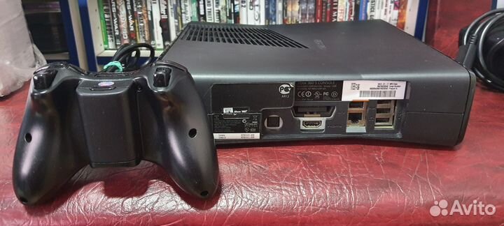 Xbox 360 Slim 500 Гб. 100 игр. Вариант 3. Freebot