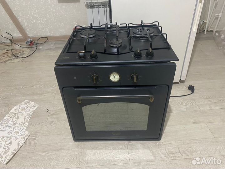 Духовой шкаф и газовая плита