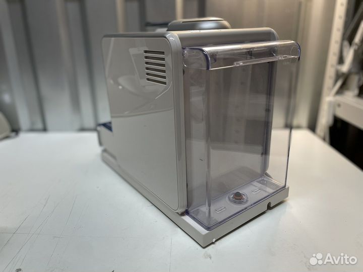 Капсульная кофемашина Nespresso Lattissima Touch