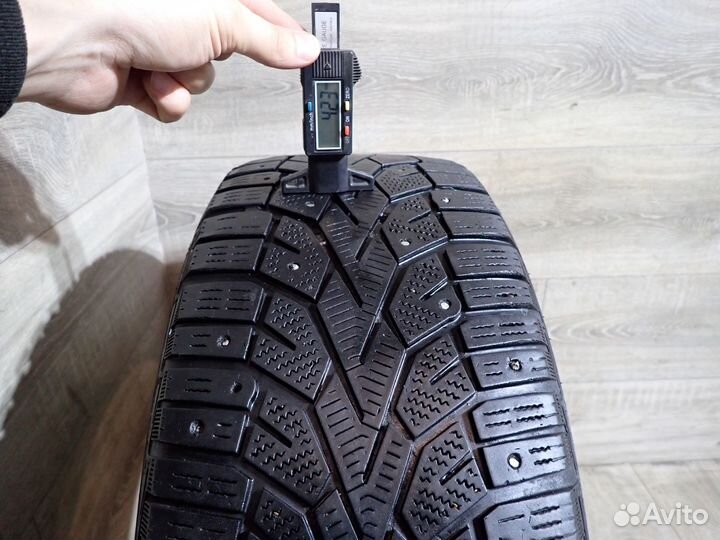 Gislaved NordFrost 100 215/60 R16 99T