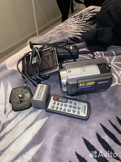 Видеокамера Sony DCR-SR80