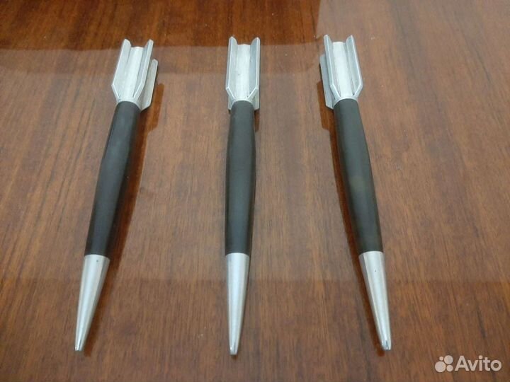 Ручка для письма в виде ракеты