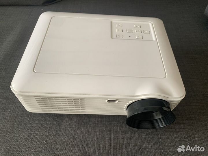 Светодиодный проектор с Android DH-TL120A