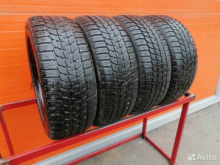 Bridgestone Blizzak LM-25 205/55 R16 91H