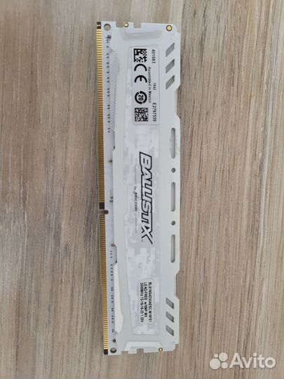 Crucial ballistix 16gb 3000Mhz ddr4