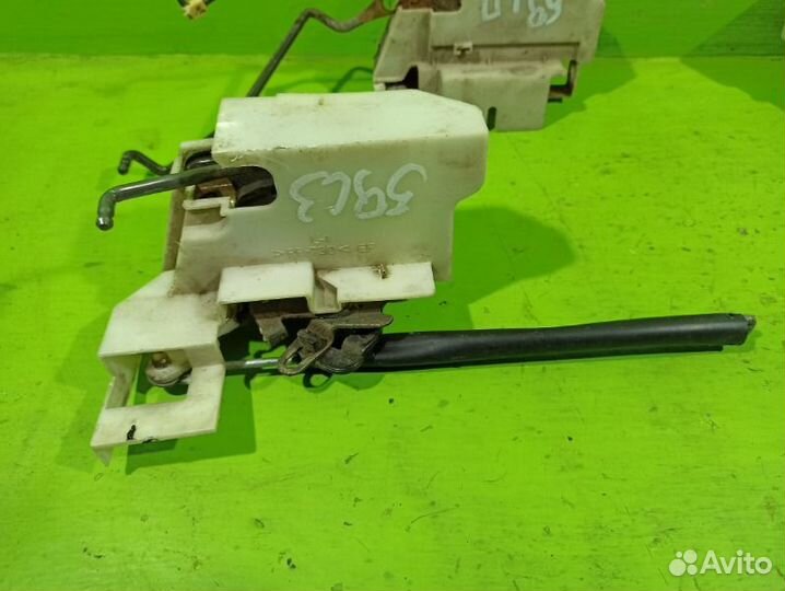 Замок двери Kia Magentis GD G4JP 2001