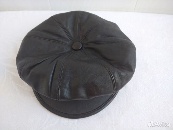 Мужская кожаная кепка