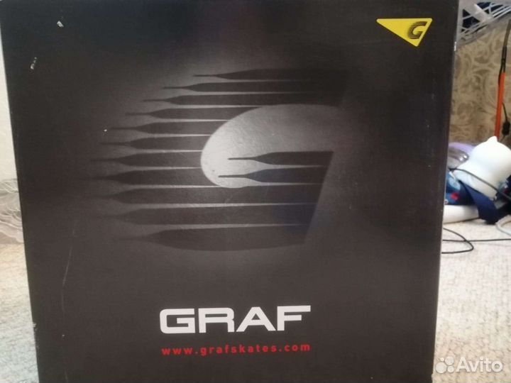 Коньки фигурные graf