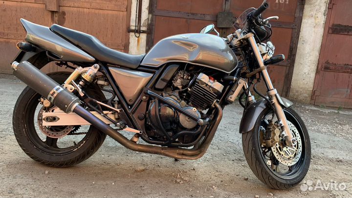 Honda CB400 SF