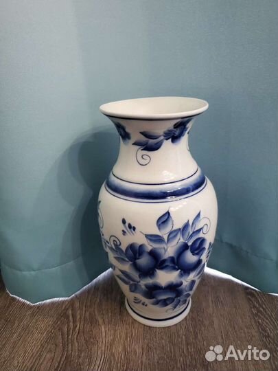 Ваза Фарфоровая Гжель (высота 28 см)