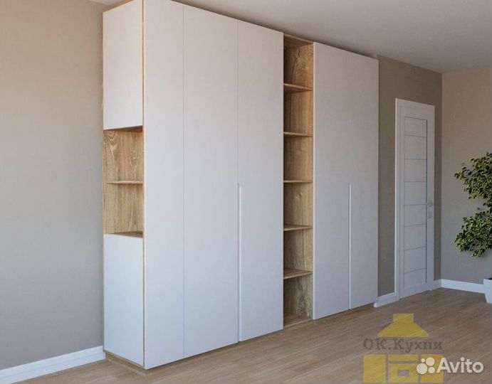 Распашной шкаф