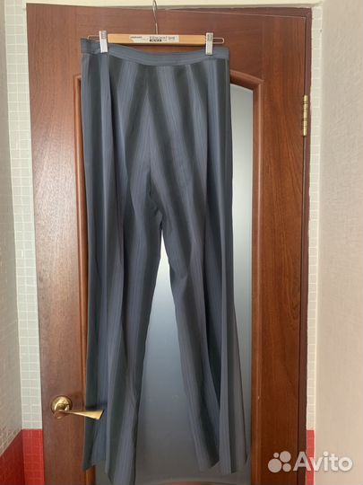Брючный костюм женский 46