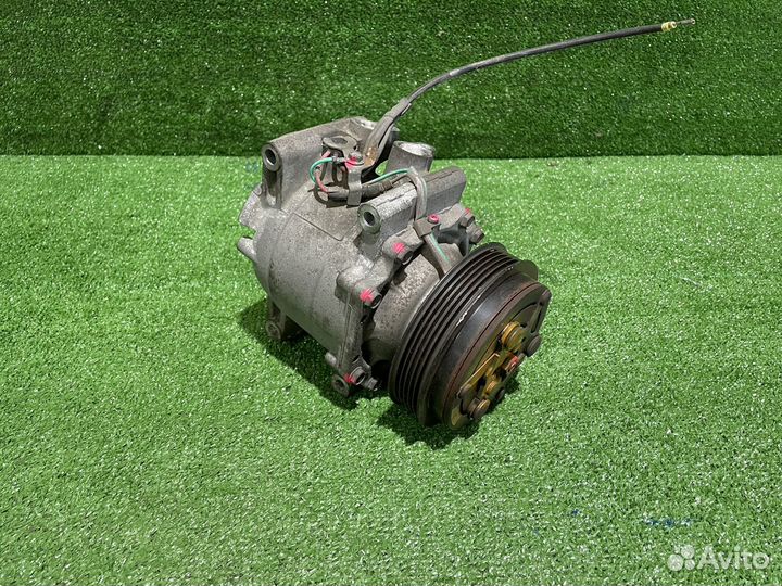 Компрессор кондиционера на honda FIT/mobilio L13A