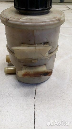 Бачок гидроусилителя Renault Logan