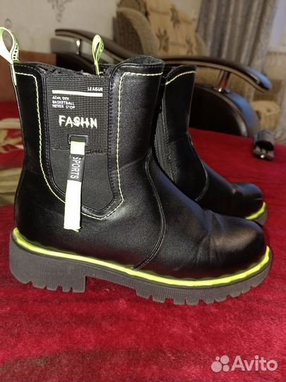 Ботинки для девочки