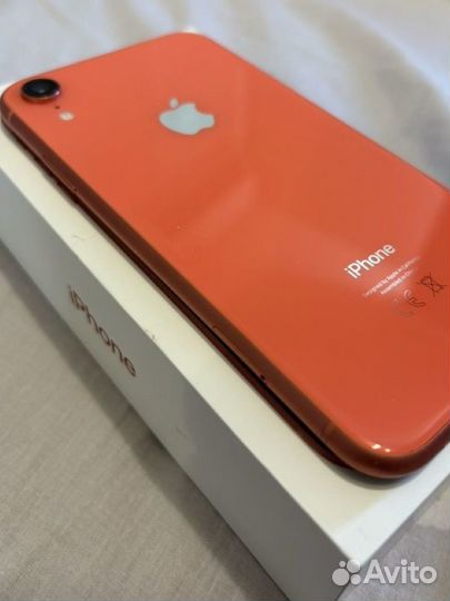 iPhone Xr, 64 ГБ