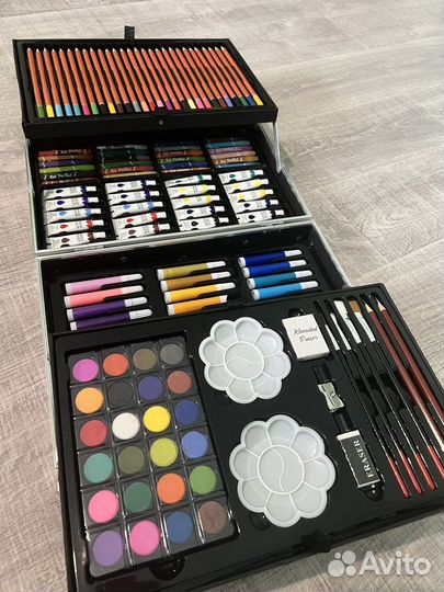 Набор для рисования и творчества в чемоданчике