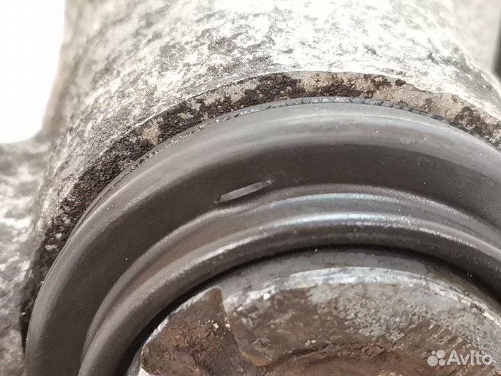 Суппорт задний левый для Audi A4 B5 8E0615423