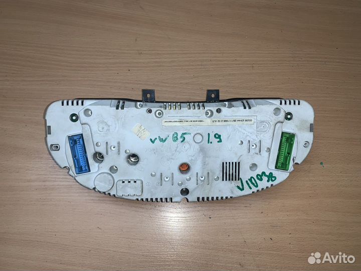 Панель приборов vw Passat b5 1.9 DT
