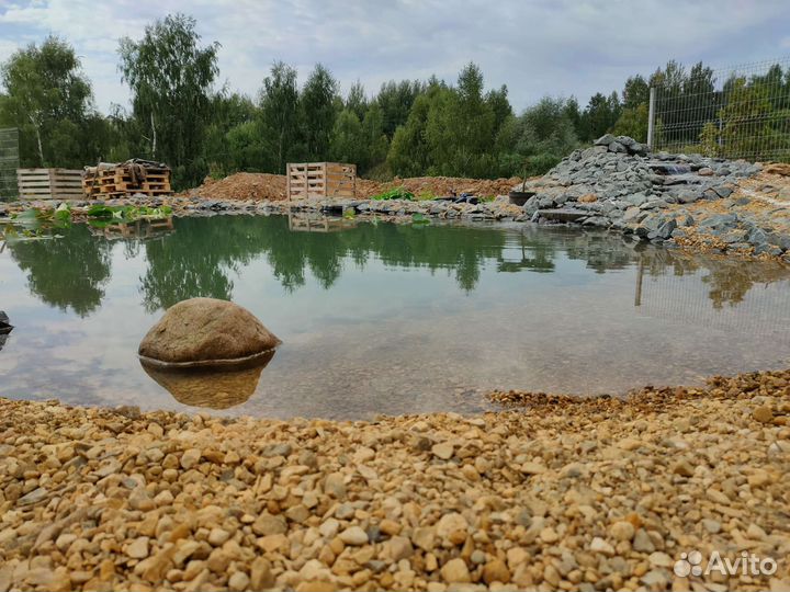 Декоративный пруд 10.5 на 5.5 метра