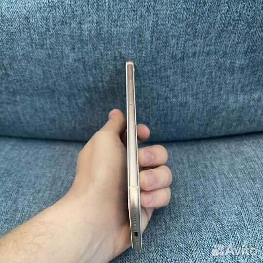 iPhone 8 Plus, 64 ГБ