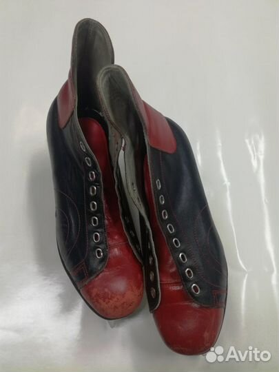 Коньки хоккейные