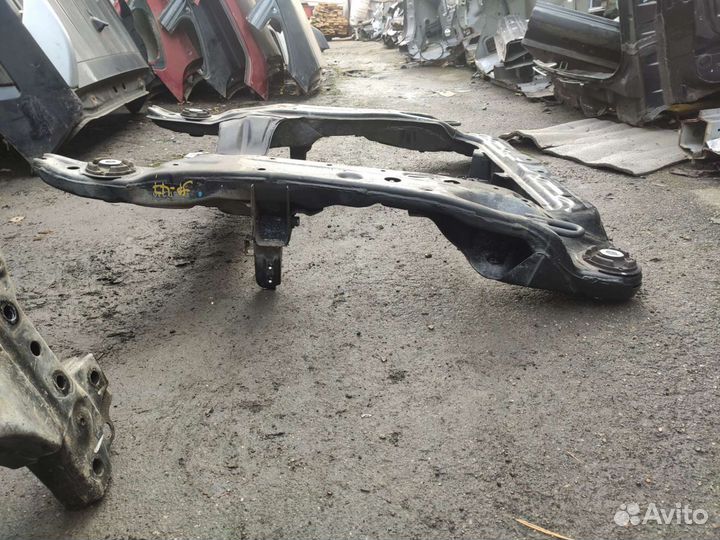 Подрамник 2.4 Honda Accord 8 2.4