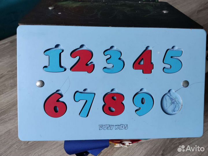 Бизиборд домик бу