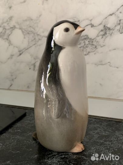 Фарфоровая статуэтка пингвин лфз из СССР