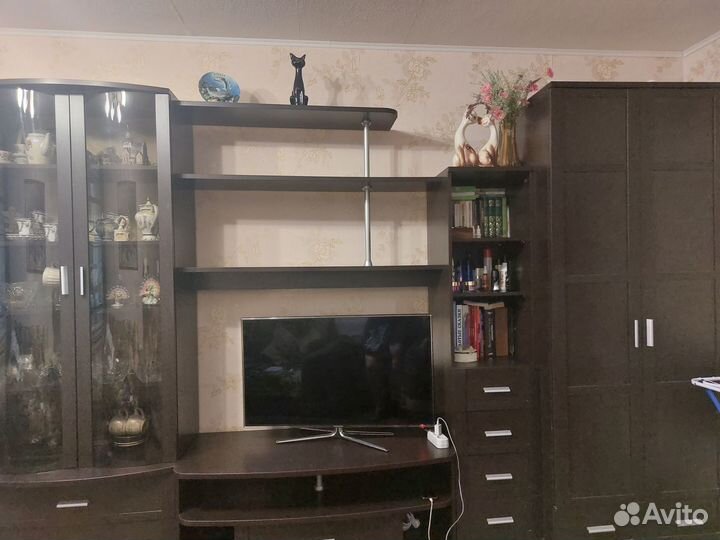 Стенка в гостиную б/у