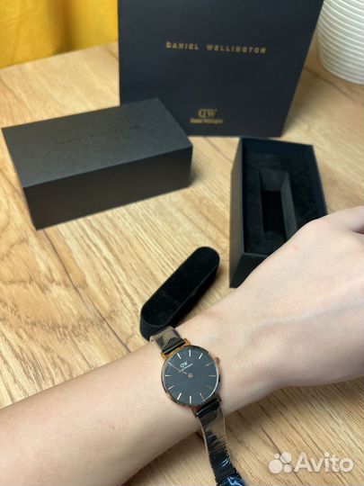 Часы daniel wellington