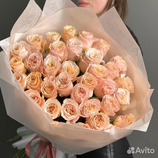 Роскошный букет 35 роз