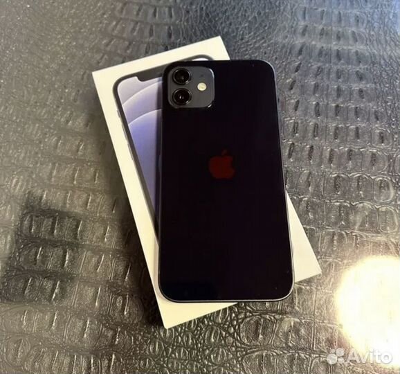 iPhone 12, 64 ГБ