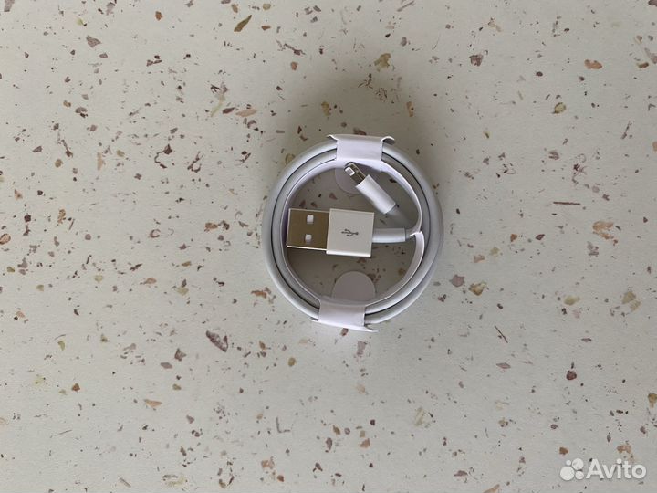 Кабель USB-Lightning 1,2 м для зарядки iPhone iPad