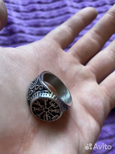 Кольцо с рунами