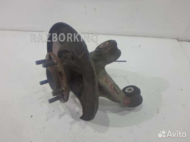 Кулак задний правый Хонда