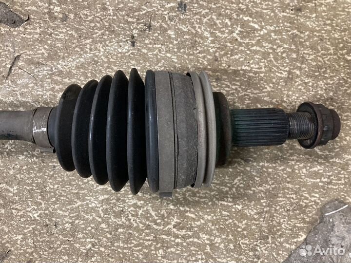 Привод передний Лексус Ис250 полный привод