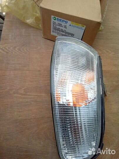 Указатель поворота левый мазда 626