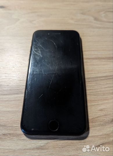 iPhone SE (2020), 64 ГБ