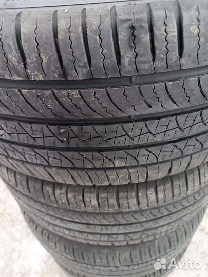 Pirelli P Zero 235/40 R19