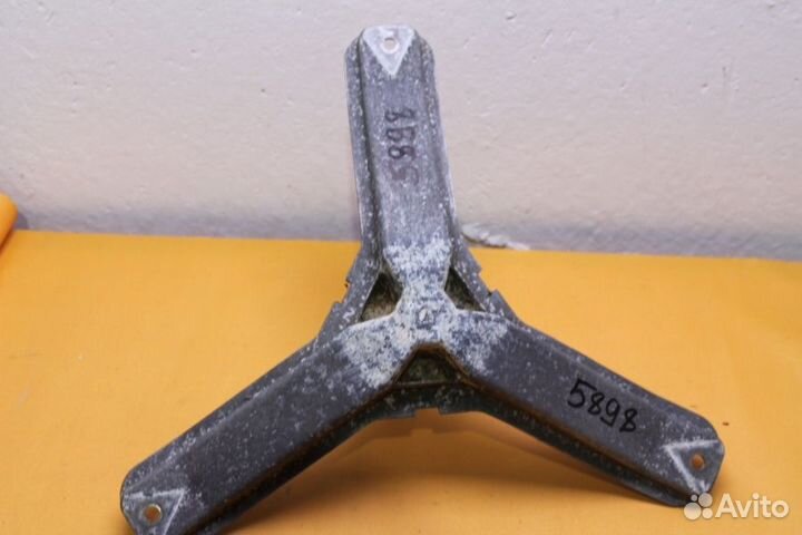 Крестовина барабана Bosch 6217513 бу. 5898