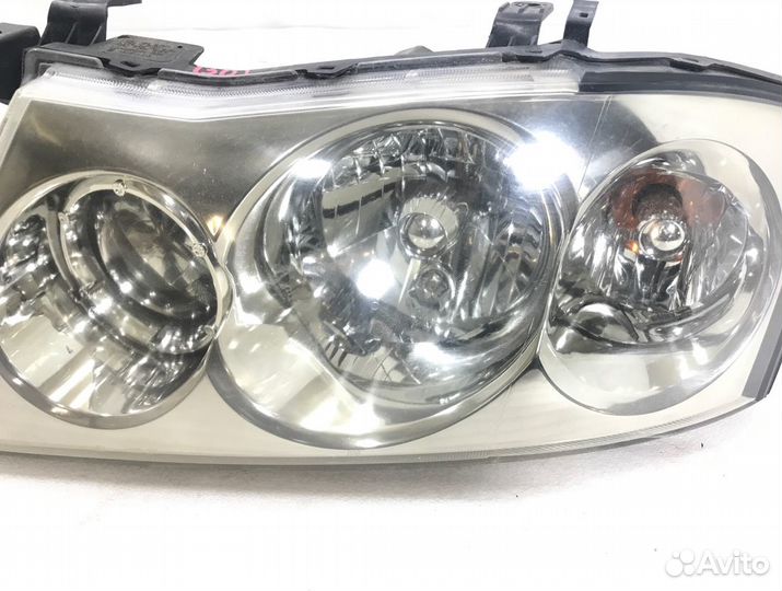 Фара левая Nissan Gloria MY34 VQ25DD 2001