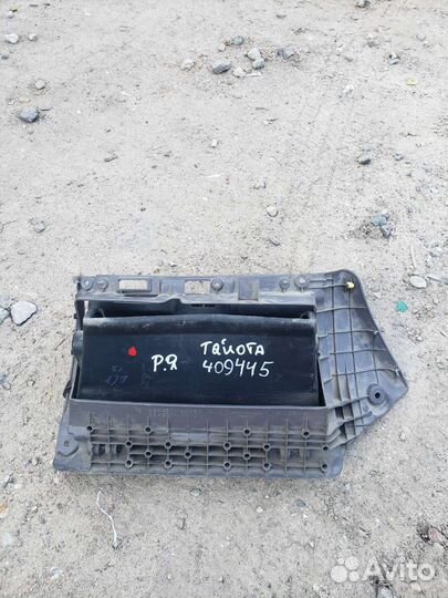 Бардачок Toyota celica t23