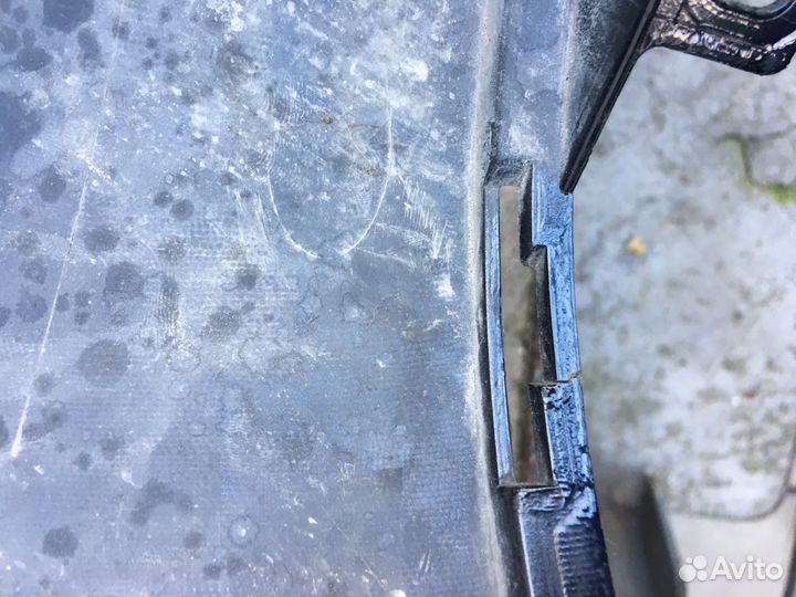 Бампер часть 6410A218 300 Mitsubishi OutlanderXL