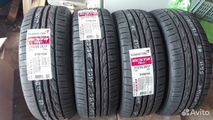 Kumho Ecsta PS31 215/55 R17 94W