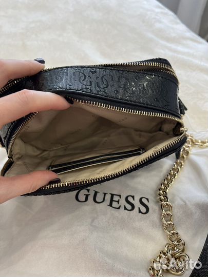Сумка Guess
