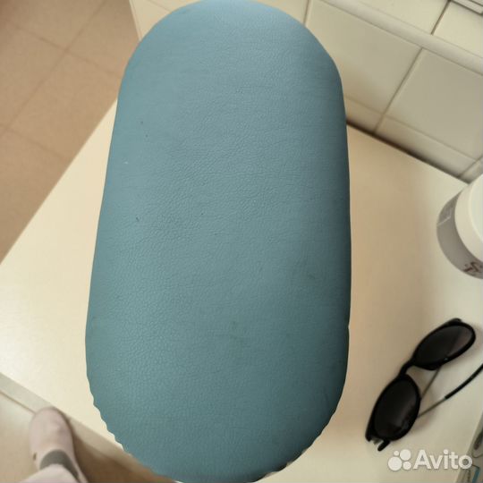 Полочка для рук (маникюрная)