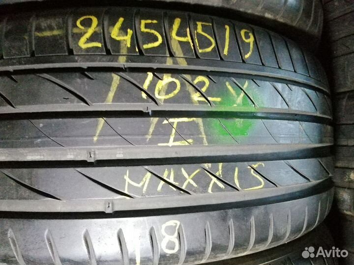 Maxxis Victra Sport SUV VS5 245/45 R19