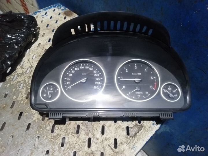 Панель приборов BMW X4 F26 F3 F25 X5 F15